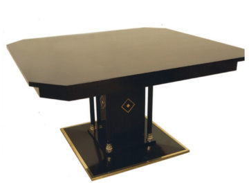 Tisch T2