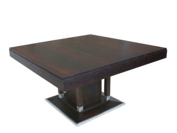 Tisch T4