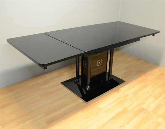 Tisch T1 - detail