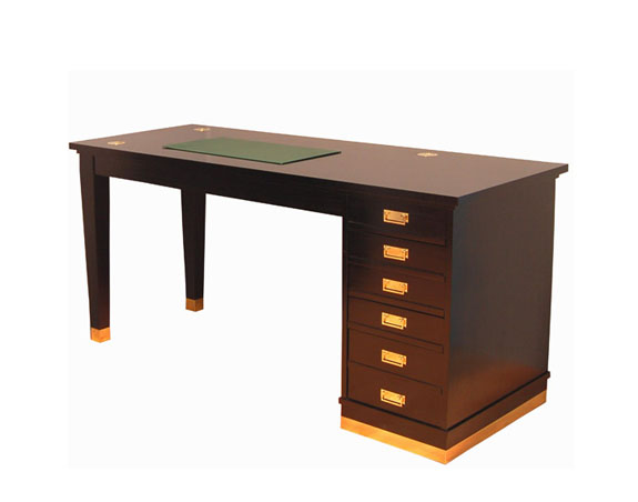 Kleiner Schreibtisch S44